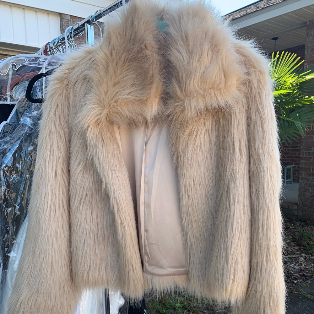 Forever 21 Faux Fur Coat - Tan - SIZE Small
